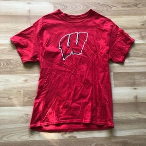 ⚡️3/$15 UNIVERSITY OF WISCONSIN TEE